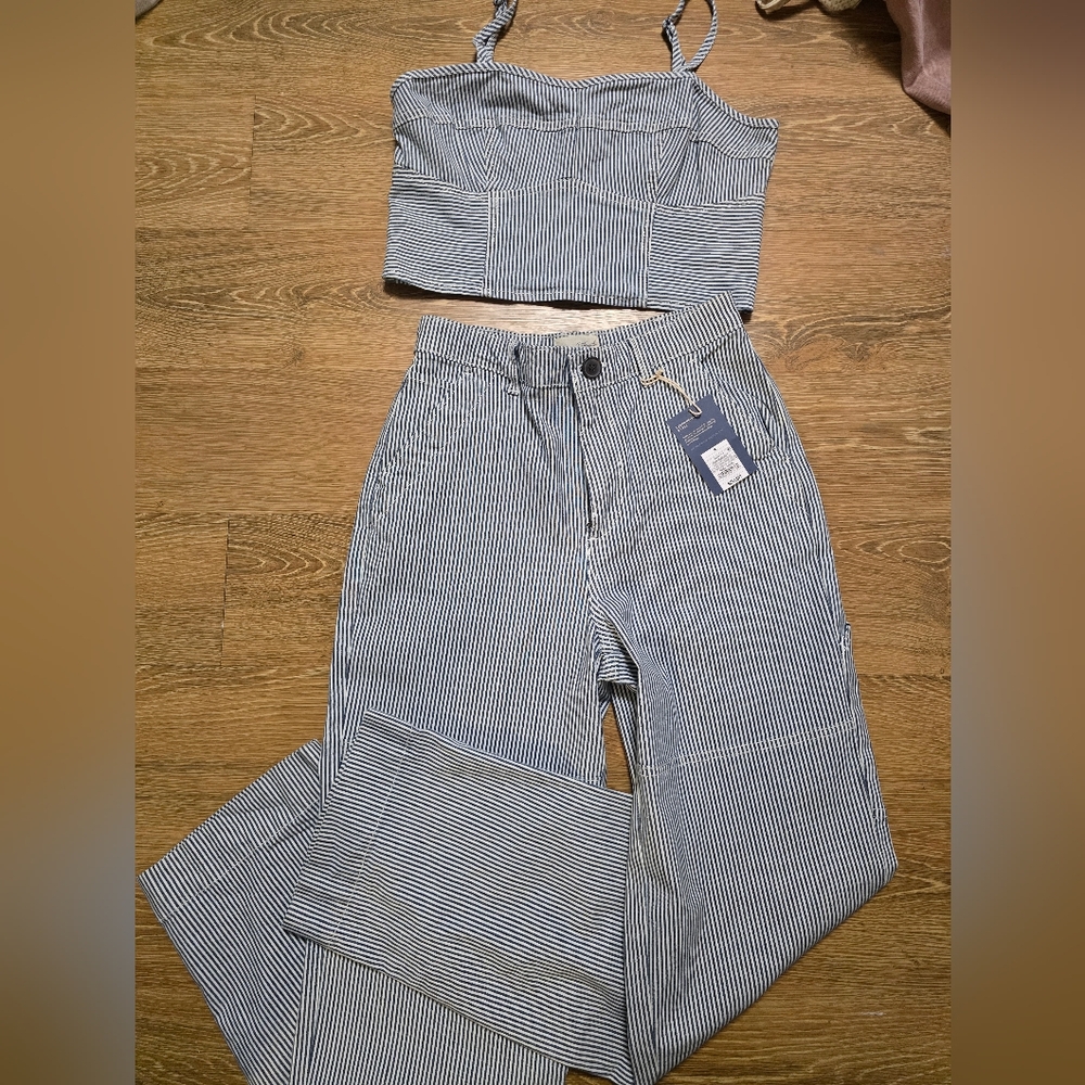 Universal Thread Stripped Set